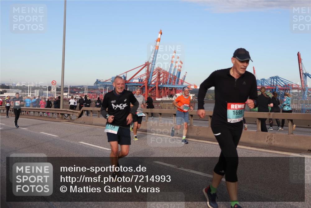 03.10.2024 - Köhlbrandbrückenlauf Matties Gatica Varas http://msf.ph/oto/7214993 03.10.2024 09:38:52 Position 2 1173, 1470, 1695 meine-sportfotos.de