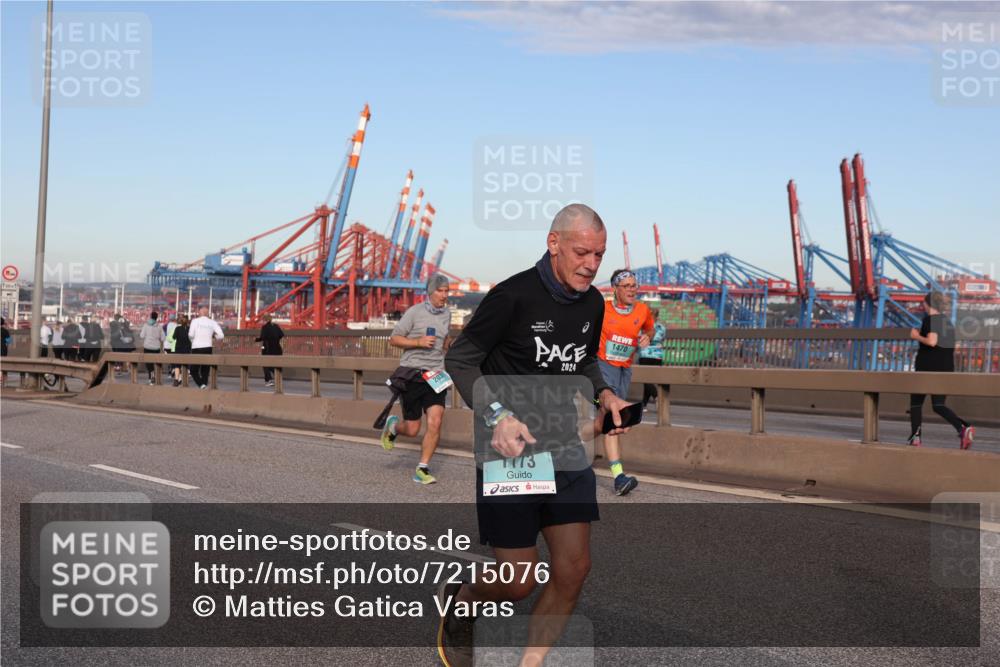 03.10.2024 - Köhlbrandbrückenlauf Matties Gatica Varas http://msf.ph/oto/7215076 03.10.2024 09:38:53 Position 2 203, 2024, 1173, 1470 meine-sportfotos.de