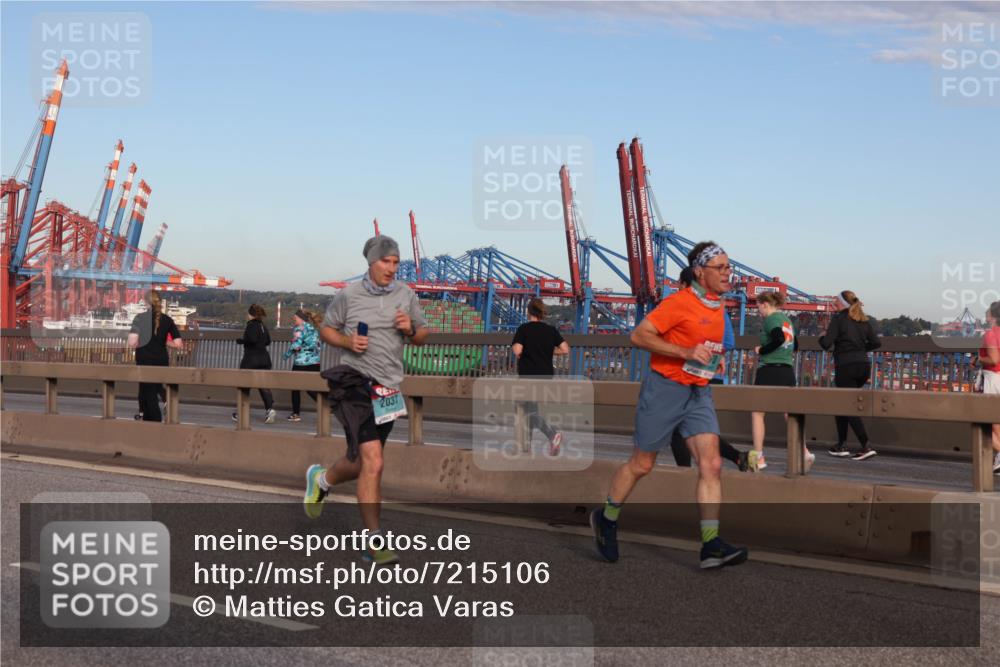 03.10.2024 - Köhlbrandbrückenlauf Matties Gatica Varas http://msf.ph/oto/7215106 03.10.2024 09:38:54 Position 2 2037 meine-sportfotos.de