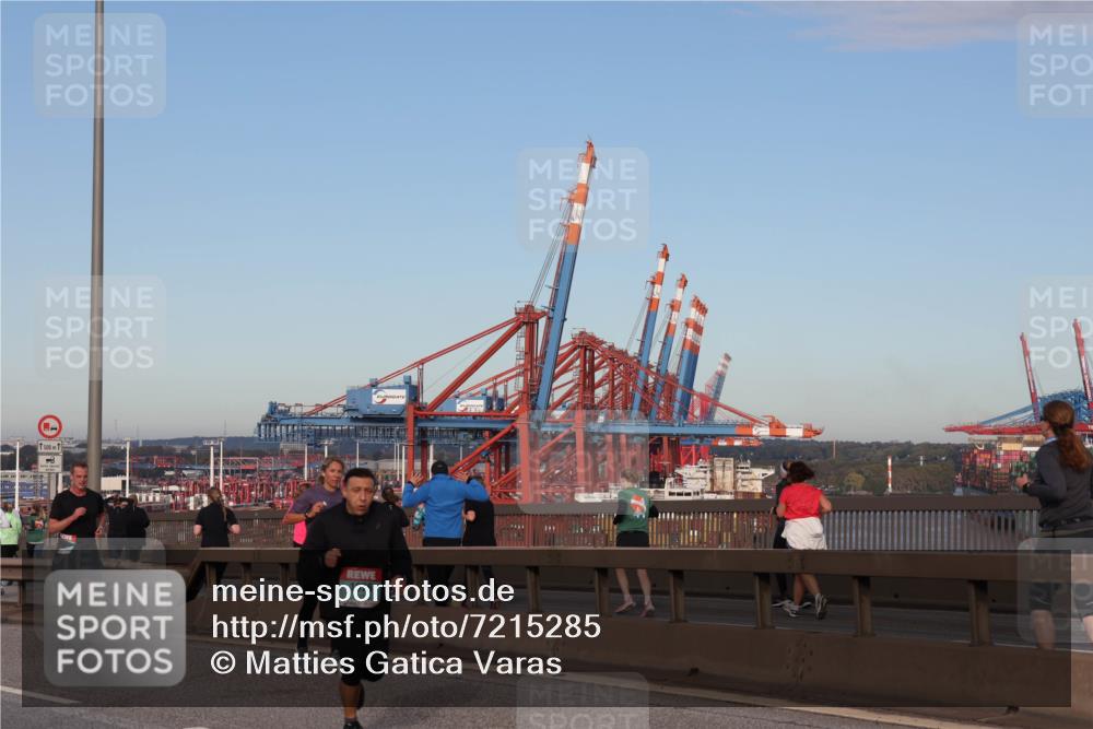 03.10.2024 - Köhlbrandbrückenlauf Matties Gatica Varas http://msf.ph/oto/7215285 03.10.2024 09:39:00 Position 2 1500, 1676 meine-sportfotos.de