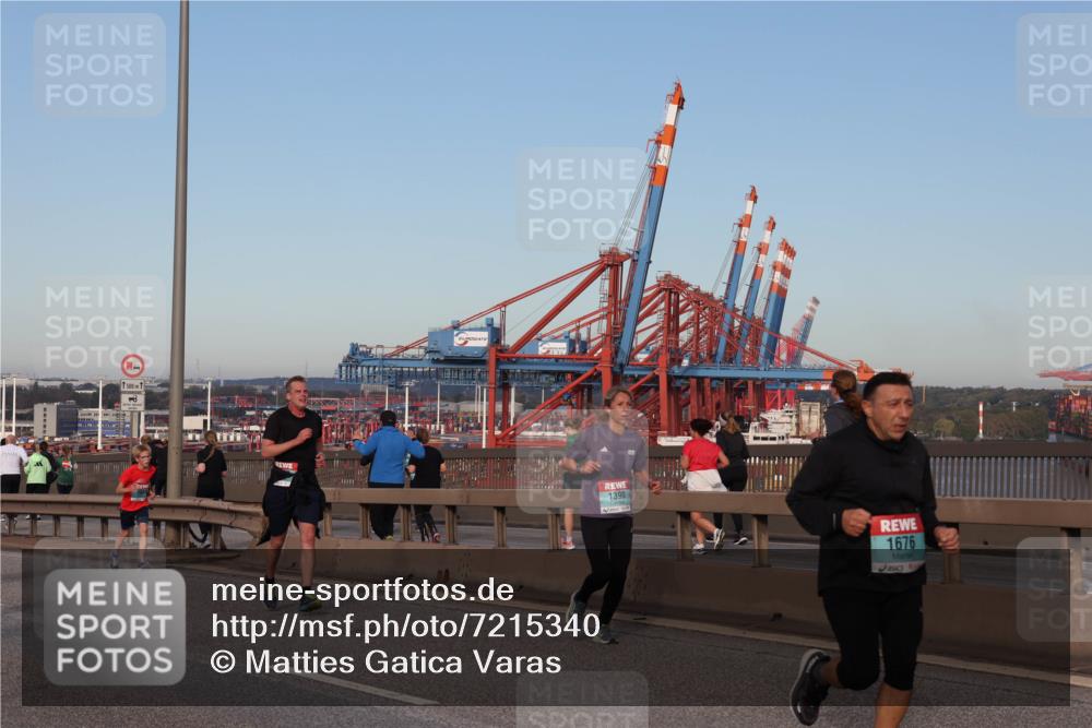 03.10.2024 - Köhlbrandbrückenlauf Matties Gatica Varas http://msf.ph/oto/7215340 03.10.2024 09:39:02 Position 2 500, 1390, 1676 meine-sportfotos.de