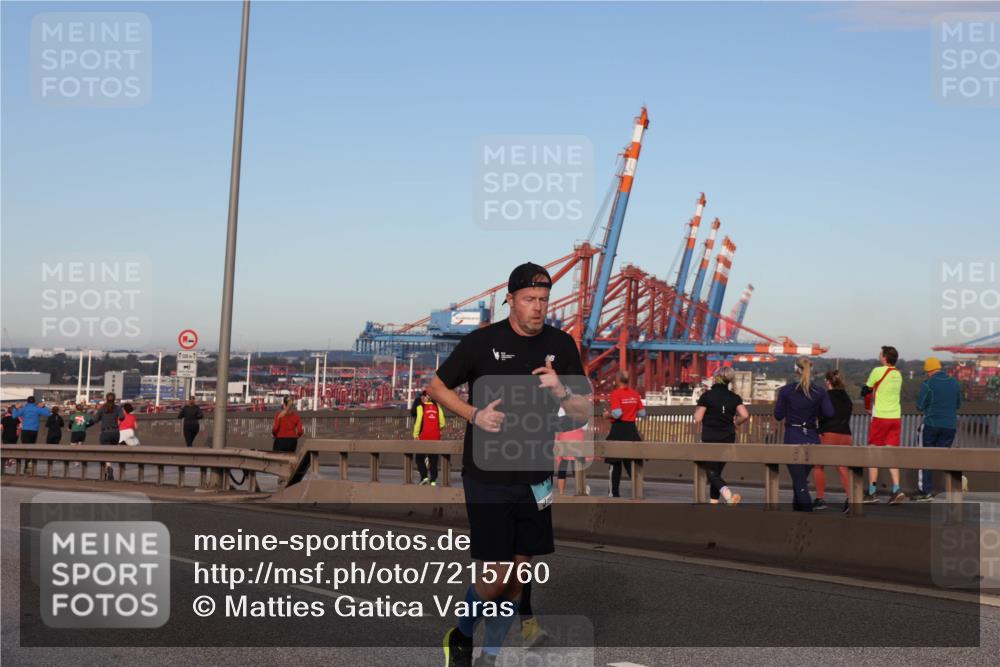 03.10.2024 - Köhlbrandbrückenlauf Matties Gatica Varas http://msf.ph/oto/7215760 03.10.2024 09:39:12 Position 2 500 meine-sportfotos.de