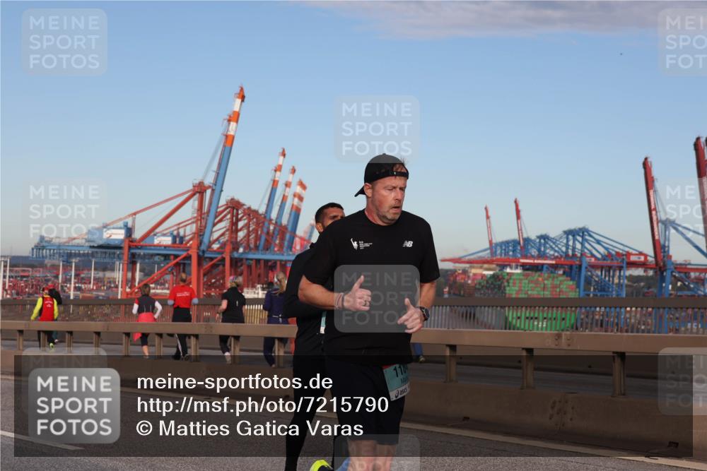 03.10.2024 - Köhlbrandbrückenlauf Matties Gatica Varas http://msf.ph/oto/7215790 03.10.2024 09:39:13 Position 2 118 meine-sportfotos.de