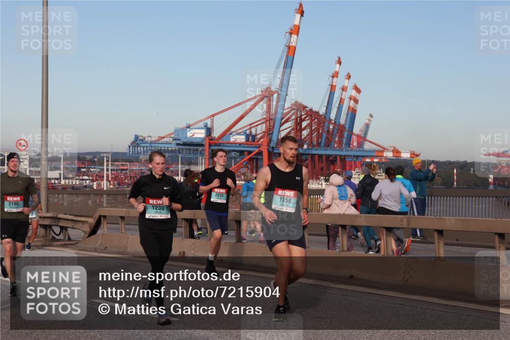 03.10.2024 - Köhlbrandbrückenlauf Matties Gatica Varas http://msf.ph/oto/7215904 03.10.2024 09:39:23 Position 2 500, 2196, 1230, 2035, 1358 meine-sportfotos.de