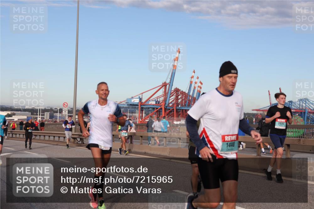 03.10.2024 - Köhlbrandbrückenlauf Matties Gatica Varas http://msf.ph/oto/7215965 03.10.2024 09:39:26 Position 2 21, 1440, 2035 meine-sportfotos.de