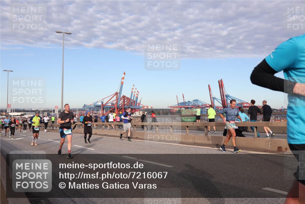 03.10.2024 - Köhlbrandbrückenlauf Matties Gatica Varas http://msf.ph/oto/7216067 03.10.2024 09:39:31 Position 2 1907, 2234 meine-sportfotos.de