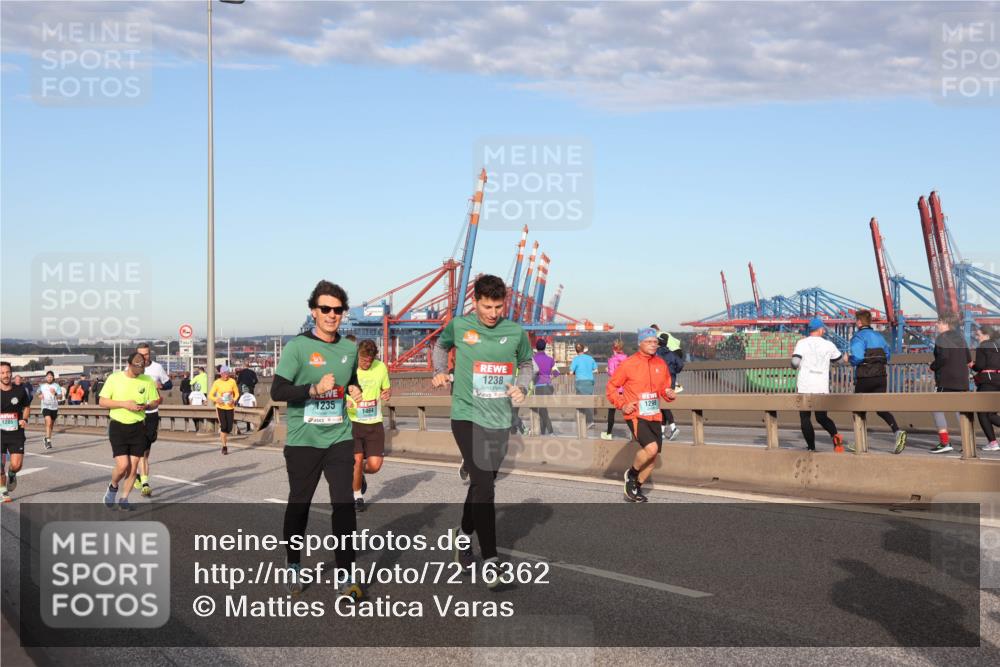 03.10.2024 - Köhlbrandbrückenlauf Matties Gatica Varas http://msf.ph/oto/7216362 03.10.2024 09:39:44 Position 2 1285, 1235, 1238, 1299 meine-sportfotos.de