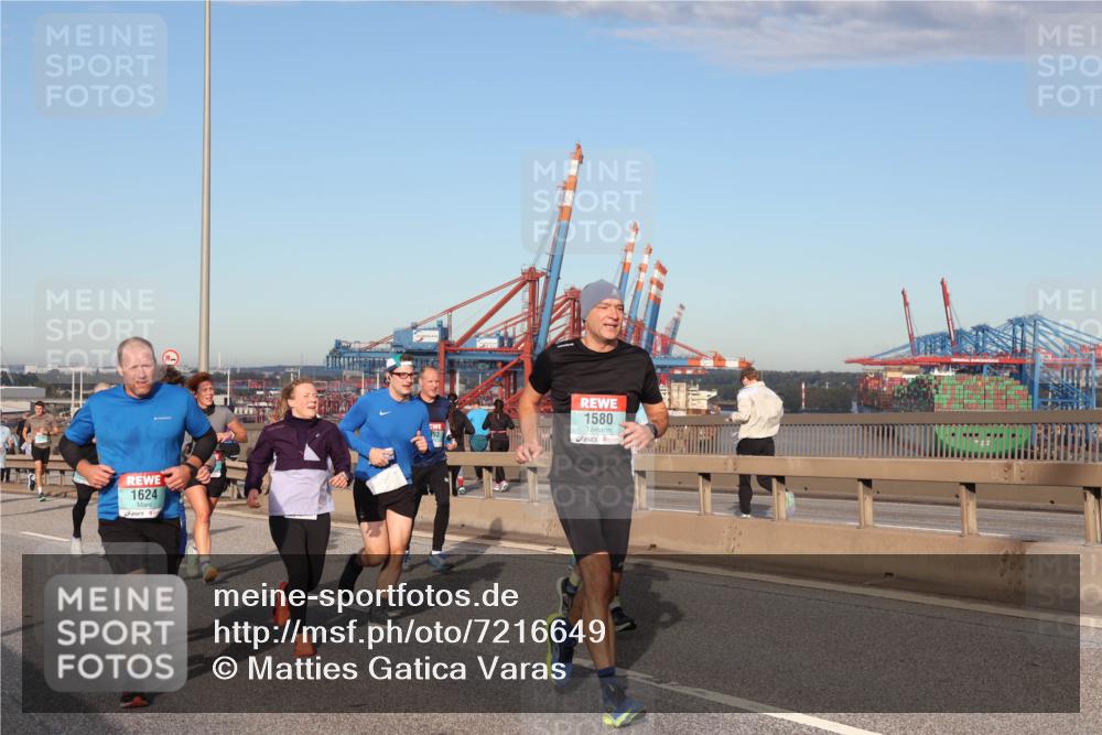 03.10.2024 - Köhlbrandbrückenlauf Matties Gatica Varas http://msf.ph/oto/7216649 03.10.2024 09:39:52 Position 2 1624, 193, 1580 meine-sportfotos.de