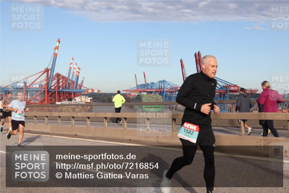 03.10.2024 - Köhlbrandbrückenlauf Matties Gatica Varas http://msf.ph/oto/7216854 03.10.2024 09:39:58 Position 2 1685, 1582 meine-sportfotos.de