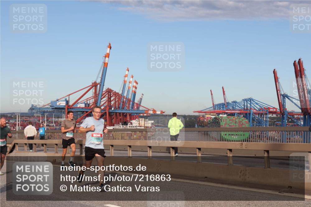 03.10.2024 - Köhlbrandbrückenlauf Matties Gatica Varas http://msf.ph/oto/7216863 03.10.2024 09:39:59 Position 2 1604, 1685 meine-sportfotos.de