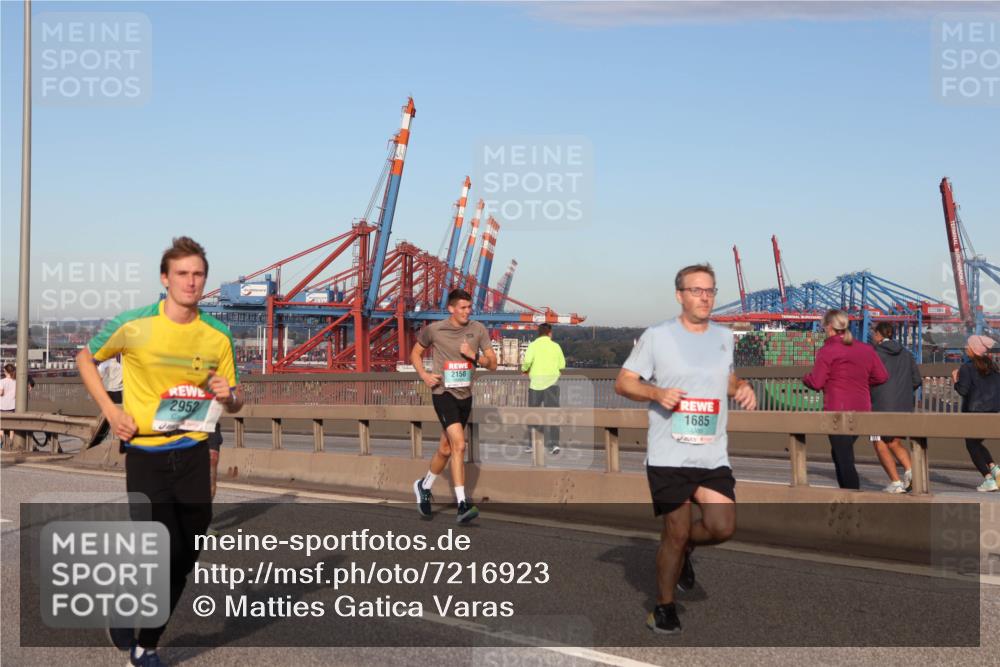 03.10.2024 - Köhlbrandbrückenlauf Matties Gatica Varas http://msf.ph/oto/7216923 03.10.2024 09:40:00 Position 2 2952, 2150, 1685 meine-sportfotos.de