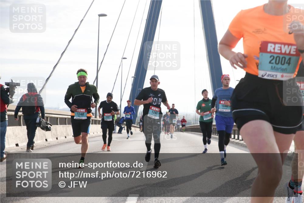 03.10.2024 - Köhlbrandbrückenlauf Jannik Wohlers http://msf.ph/oto/7216962 03.10.2024 09:22:31 Position 1 1340, 2661, 1262, 1911, 1046, 2004 meine-sportfotos.de