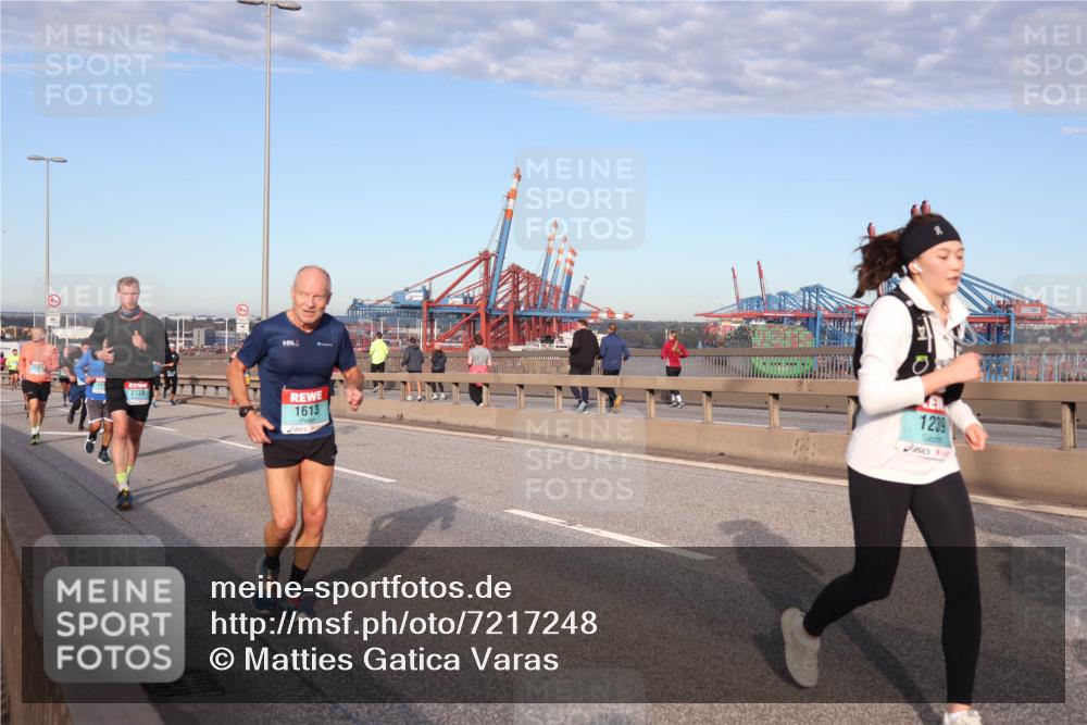 03.10.2024 - Köhlbrandbrückenlauf Matties Gatica Varas http://msf.ph/oto/7217248 03.10.2024 09:40:08 Position 2 2728, 1613, 1239 meine-sportfotos.de