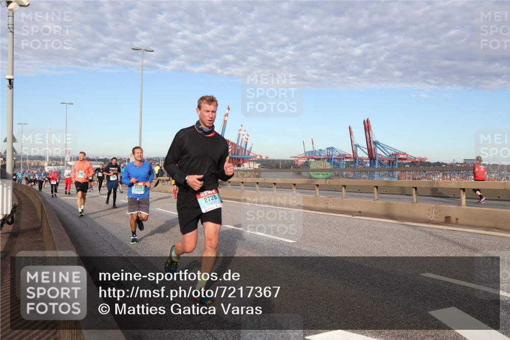 03.10.2024 - Köhlbrandbrückenlauf Matties Gatica Varas http://msf.ph/oto/7217367 03.10.2024 09:40:11 Position 2 2728 meine-sportfotos.de