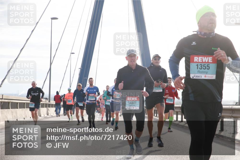 03.10.2024 - Köhlbrandbrückenlauf Jannik Wohlers http://msf.ph/oto/7217420 03.10.2024 09:22:44 Position 1 1167, 1173, 87, 1481, 1774, 1355 meine-sportfotos.de