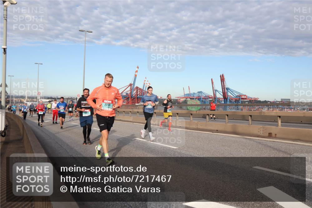 03.10.2024 - Köhlbrandbrückenlauf Matties Gatica Varas http://msf.ph/oto/7217467 03.10.2024 09:40:14 Position 2  meine-sportfotos.de