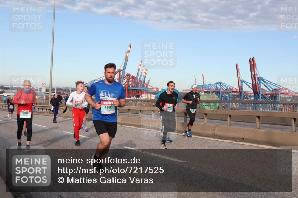 03.10.2024 - Köhlbrandbrückenlauf Matties Gatica Varas http://msf.ph/oto/7217525 03.10.2024 09:40:17 Position 2 1504, 1997, 1998, 484 meine-sportfotos.de