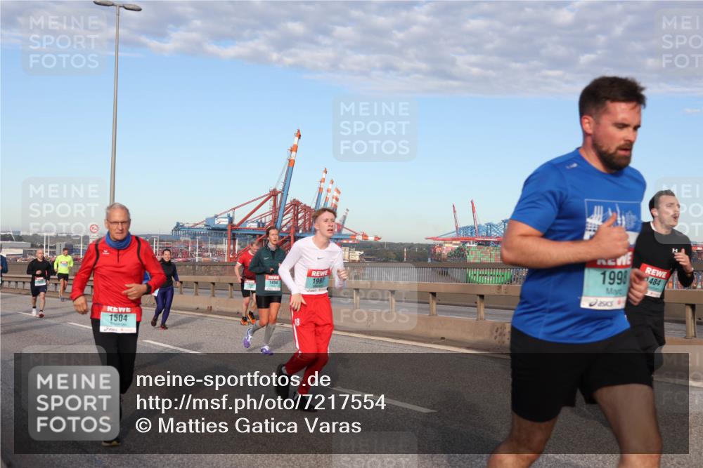 03.10.2024 - Köhlbrandbrückenlauf Matties Gatica Varas http://msf.ph/oto/7217554 03.10.2024 09:40:18 Position 2 1504, 1494, 18, 1997, 1998, 484 meine-sportfotos.de