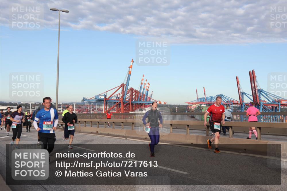 03.10.2024 - Köhlbrandbrückenlauf Matties Gatica Varas http://msf.ph/oto/7217613 03.10.2024 09:40:21 Position 2 1674, 1385, 1697 meine-sportfotos.de