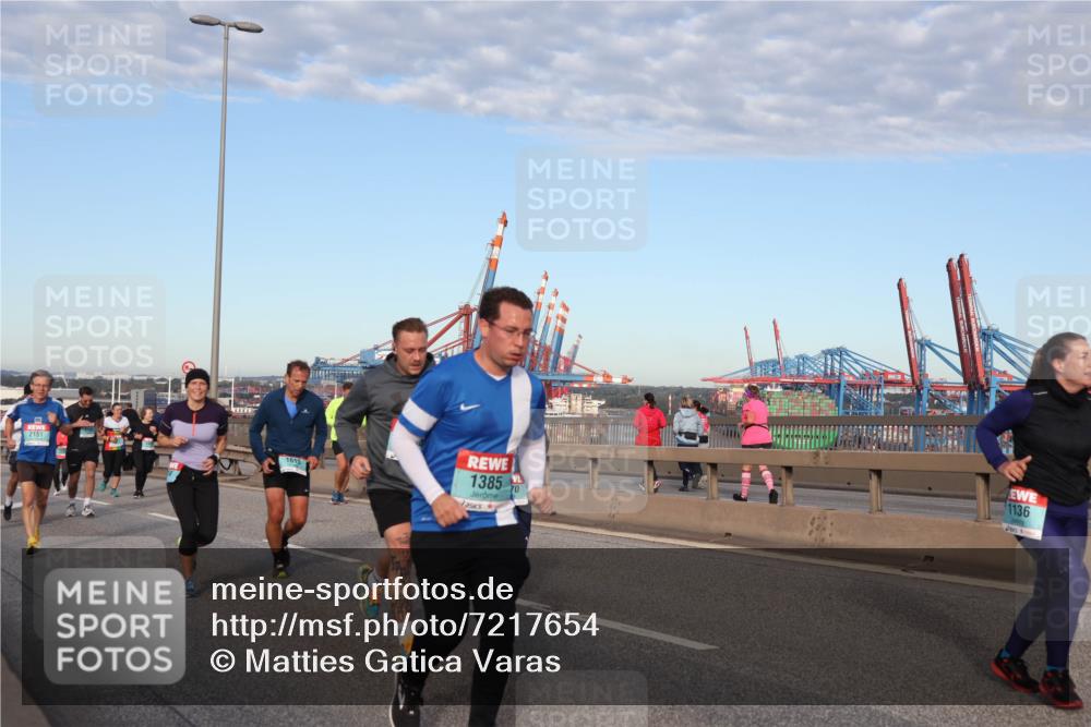 03.10.2024 - Köhlbrandbrückenlauf Matties Gatica Varas http://msf.ph/oto/7217654 03.10.2024 09:40:23 Position 2 2151, 1615, 1385, 70, 1136 meine-sportfotos.de