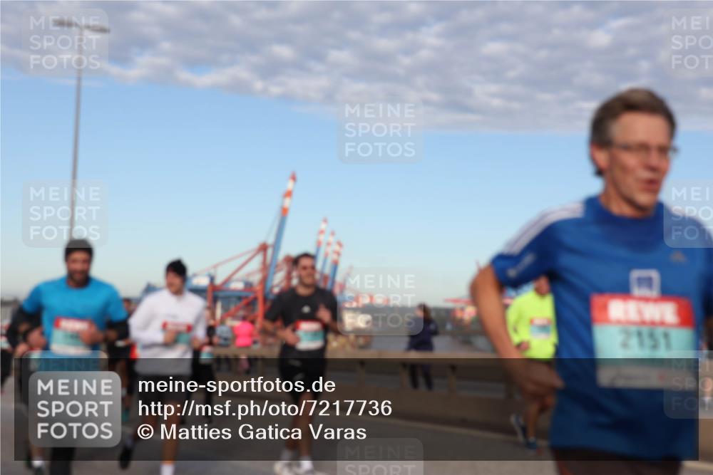 03.10.2024 - Köhlbrandbrückenlauf Matties Gatica Varas http://msf.ph/oto/7217736 03.10.2024 09:40:28 Position 2 2151 meine-sportfotos.de