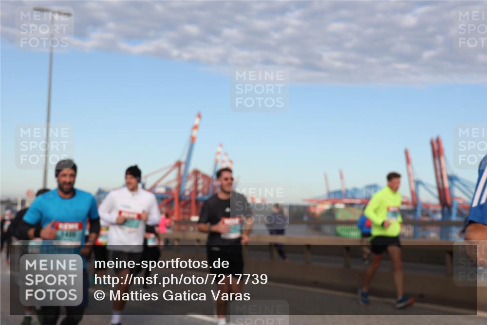 03.10.2024 - Köhlbrandbrückenlauf Matties Gatica Varas http://msf.ph/oto/7217739 03.10.2024 09:40:28 Position 2  meine-sportfotos.de