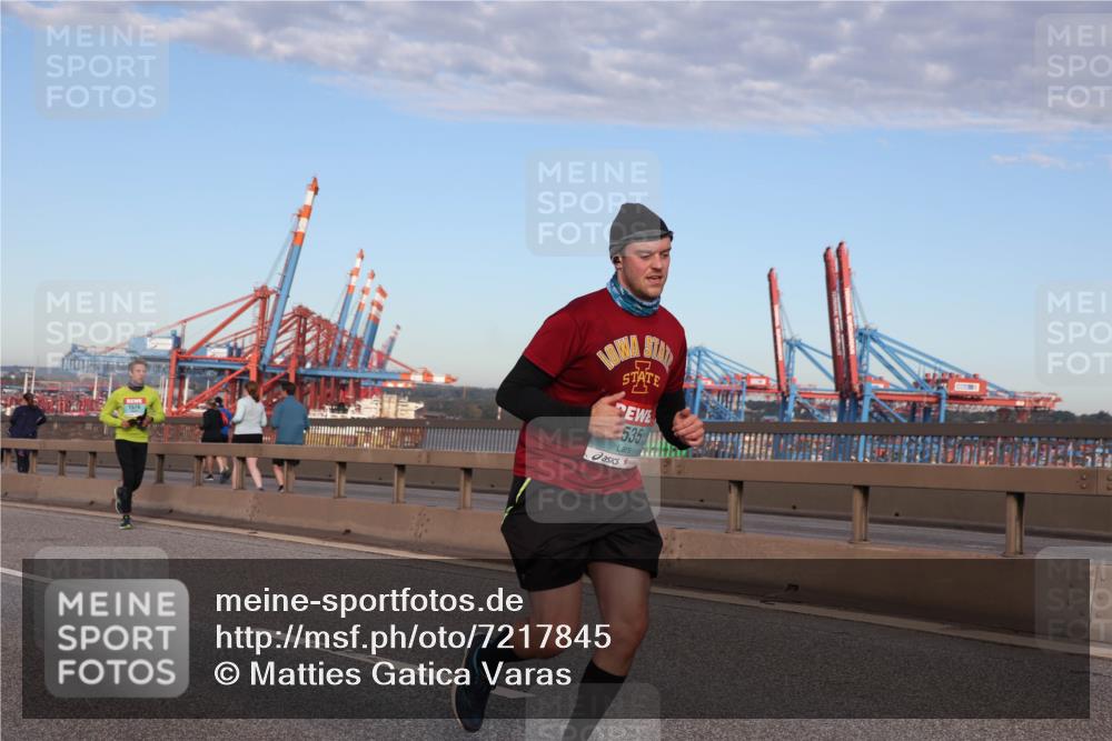 03.10.2024 - Köhlbrandbrückenlauf Matties Gatica Varas http://msf.ph/oto/7217845 03.10.2024 09:40:35 Position 2 1574, 535 meine-sportfotos.de