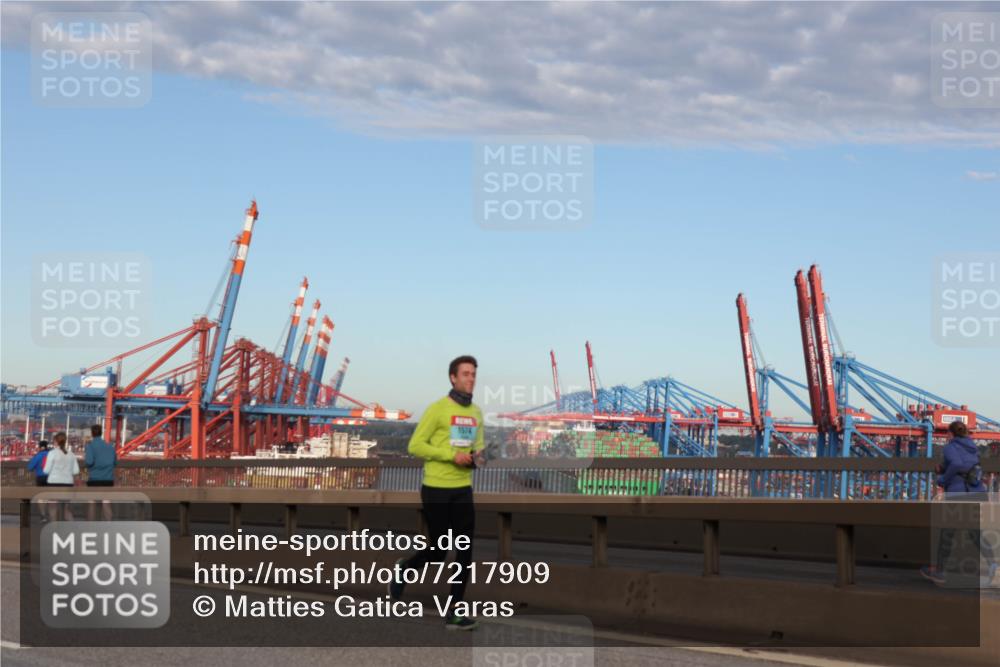 03.10.2024 - Köhlbrandbrückenlauf Matties Gatica Varas http://msf.ph/oto/7217909 03.10.2024 09:40:38 Position 2 1574 meine-sportfotos.de