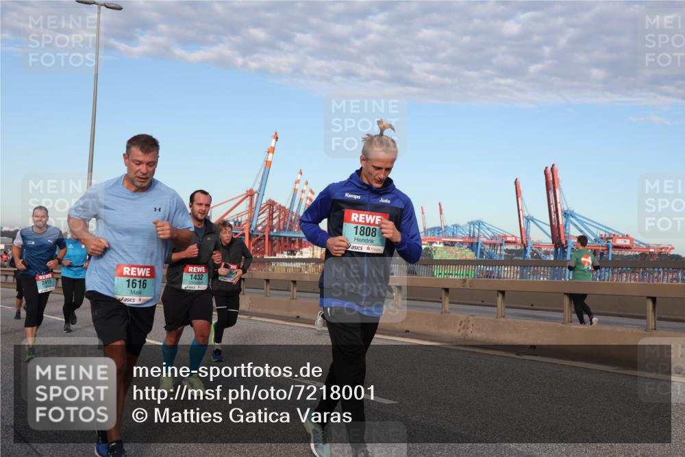 03.10.2024 - Köhlbrandbrückenlauf Matties Gatica Varas http://msf.ph/oto/7218001 03.10.2024 09:40:42 Position 2 2415, 1616, 1432, 1808 meine-sportfotos.de