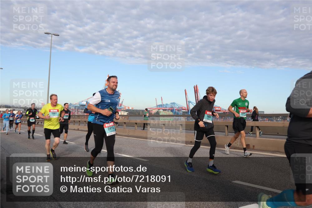 03.10.2024 - Köhlbrandbrückenlauf Matties Gatica Varas http://msf.ph/oto/7218091 03.10.2024 09:40:44 Position 2 1561, 2415, 1455, 2311 meine-sportfotos.de