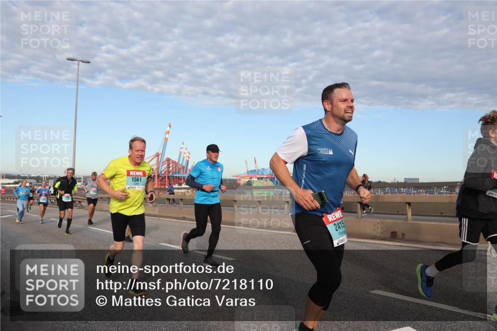 03.10.2024 - Köhlbrandbrückenlauf Matties Gatica Varas http://msf.ph/oto/7218110 03.10.2024 09:40:45 Position 2 1561, 2415 meine-sportfotos.de