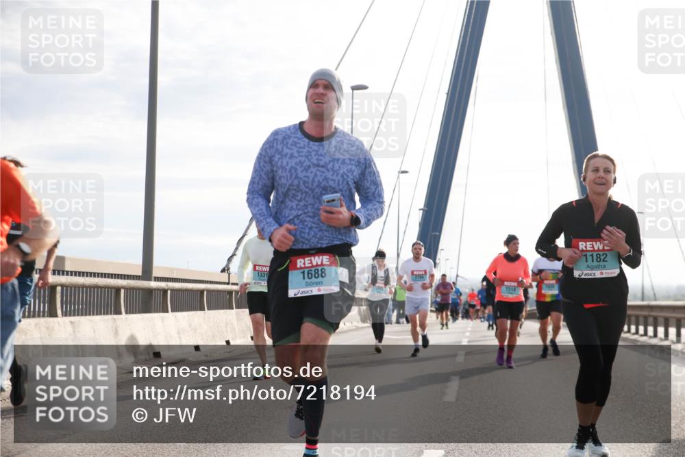 03.10.2024 - Köhlbrandbrückenlauf Jannik Wohlers http://msf.ph/oto/7218194 03.10.2024 09:23:04 Position 1 1331, 1688, 2754, 1518, 1182 meine-sportfotos.de