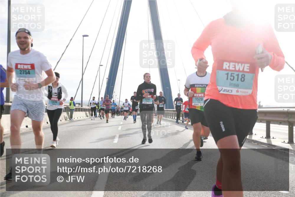 03.10.2024 - Köhlbrandbrückenlauf Jannik Wohlers http://msf.ph/oto/7218268 03.10.2024 09:23:07 Position 1 2754, 1281, 1239, 1520, 1518 meine-sportfotos.de