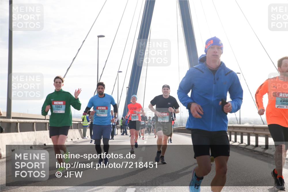 03.10.2024 - Köhlbrandbrückenlauf Jannik Wohlers http://msf.ph/oto/7218451 03.10.2024 09:23:17 Position 1 1563, 003, 1486, 1670, 561, 208 meine-sportfotos.de