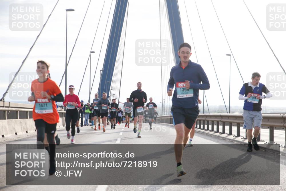 03.10.2024 - Köhlbrandbrückenlauf Jannik Wohlers http://msf.ph/oto/7218919 03.10.2024 09:23:34 Position 1 1471, 1424, 2728, 1399, 14913 meine-sportfotos.de