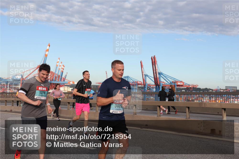 03.10.2024 - Köhlbrandbrückenlauf Matties Gatica Varas http://msf.ph/oto/7218954 03.10.2024 09:41:17 Position 2 1279, 1211, 3020 meine-sportfotos.de
