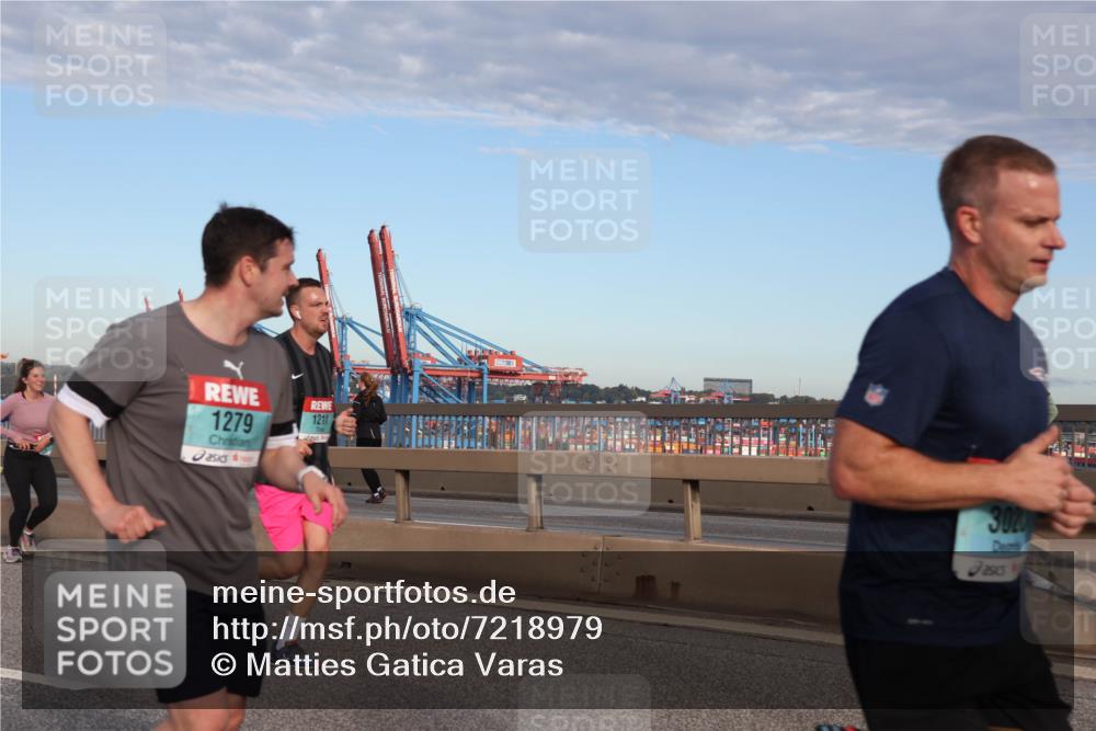 03.10.2024 - Köhlbrandbrückenlauf Matties Gatica Varas http://msf.ph/oto/7218979 03.10.2024 09:41:18 Position 2 1211, 1279, 2000, 3020 meine-sportfotos.de