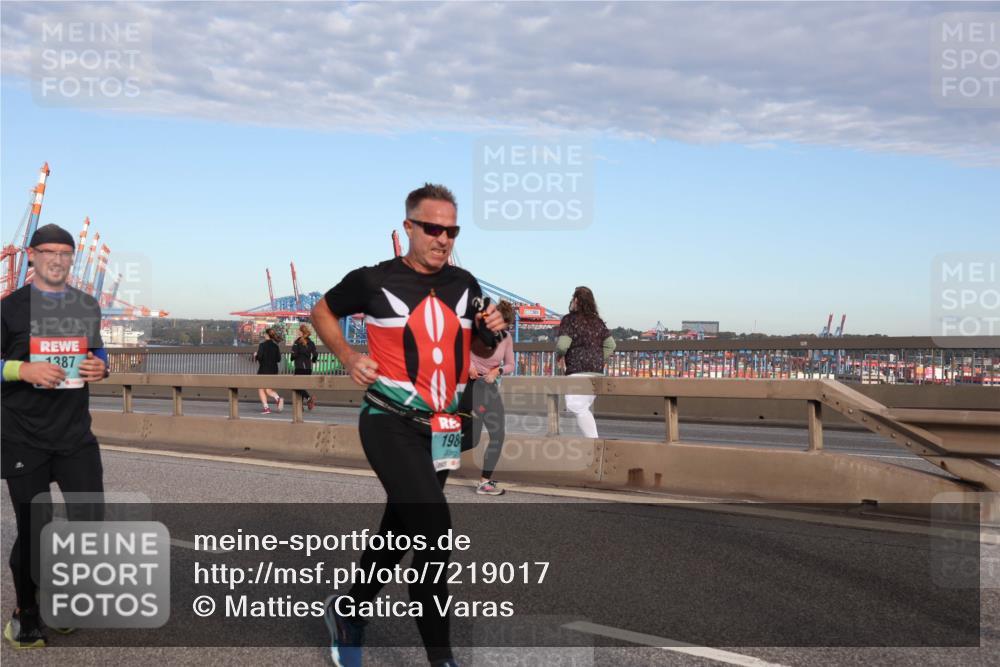 03.10.2024 - Köhlbrandbrückenlauf Matties Gatica Varas http://msf.ph/oto/7219017 03.10.2024 09:41:19 Position 2 1387, 198 meine-sportfotos.de