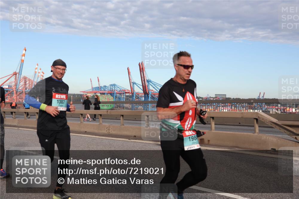 03.10.2024 - Köhlbrandbrückenlauf Matties Gatica Varas http://msf.ph/oto/7219021 03.10.2024 09:41:20 Position 2 1387, 198 meine-sportfotos.de