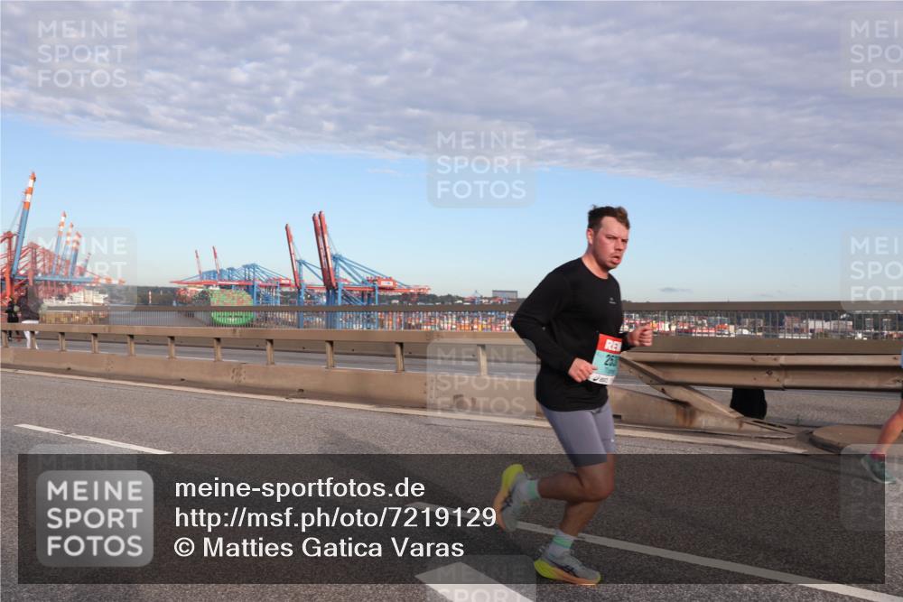 03.10.2024 - Köhlbrandbrückenlauf Matties Gatica Varas http://msf.ph/oto/7219129 03.10.2024 09:41:26 Position 2  meine-sportfotos.de
