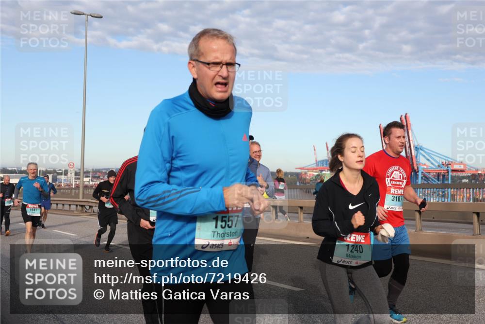 03.10.2024 - Köhlbrandbrückenlauf Matties Gatica Varas http://msf.ph/oto/7219426 03.10.2024 09:41:41 Position 2 1541, 1557, 1240, 3107 meine-sportfotos.de