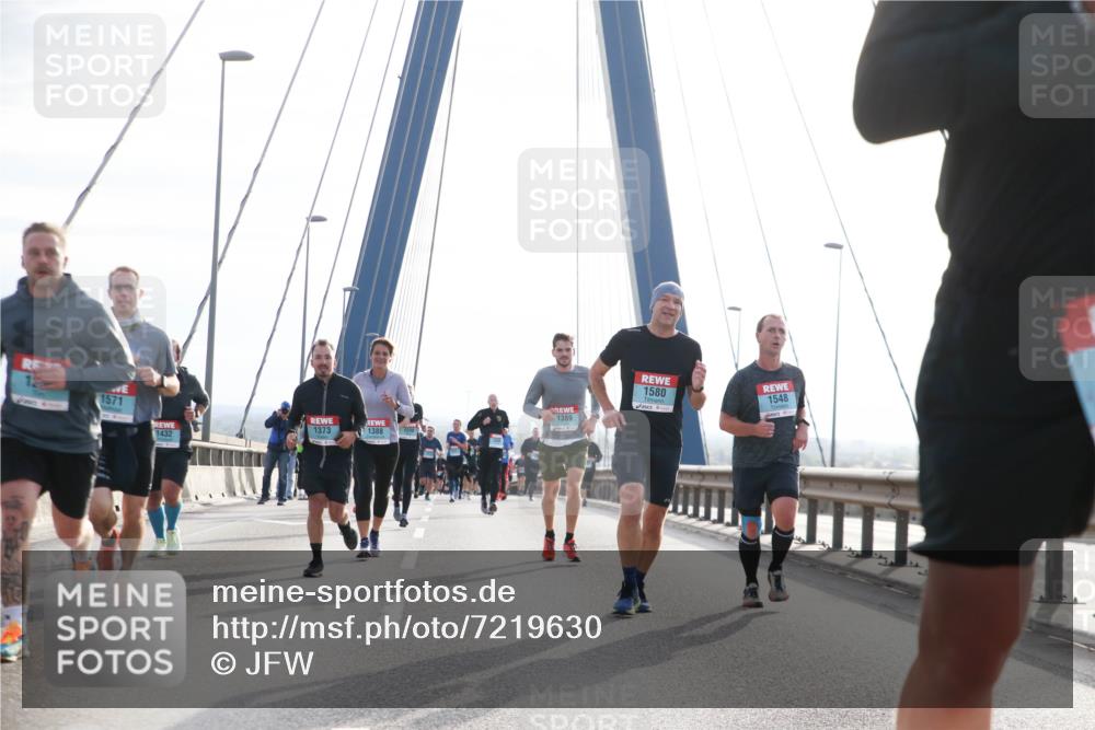 03.10.2024 - Köhlbrandbrückenlauf Jannik Wohlers http://msf.ph/oto/7219630 03.10.2024 09:23:40 Position 1 1571, 1373, 1388, 1432, 1389, 1580, 1548 meine-sportfotos.de
