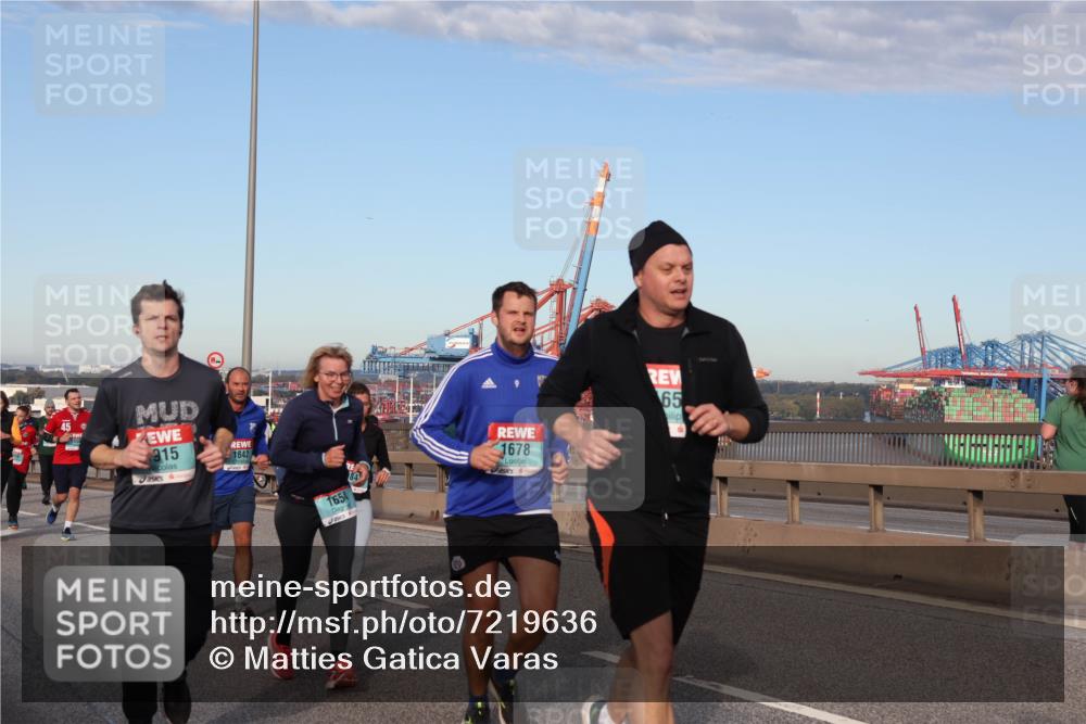 03.10.2024 - Köhlbrandbrückenlauf Matties Gatica Varas http://msf.ph/oto/7219636 03.10.2024 09:41:49 Position 2 45, 915, 1842, 1654, 84, 1678, 65 meine-sportfotos.de