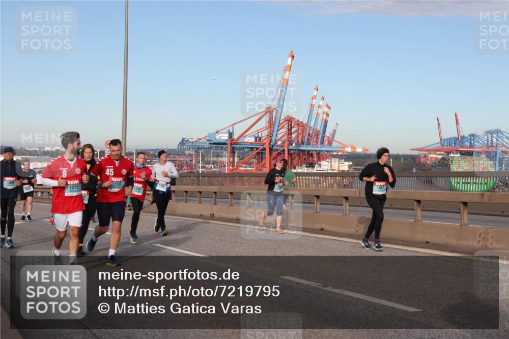03.10.2024 - Köhlbrandbrückenlauf Matties Gatica Varas http://msf.ph/oto/7219795 03.10.2024 09:41:52 Position 2 1909, 1272, 45, 1947, 1050, 1908 meine-sportfotos.de