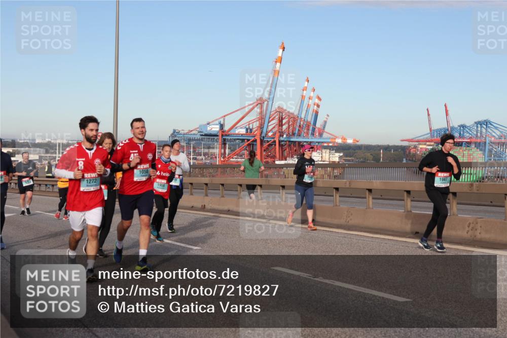 03.10.2024 - Köhlbrandbrückenlauf Matties Gatica Varas http://msf.ph/oto/7219827 03.10.2024 09:41:53 Position 2 1050, 1272, 1908, 1947 meine-sportfotos.de