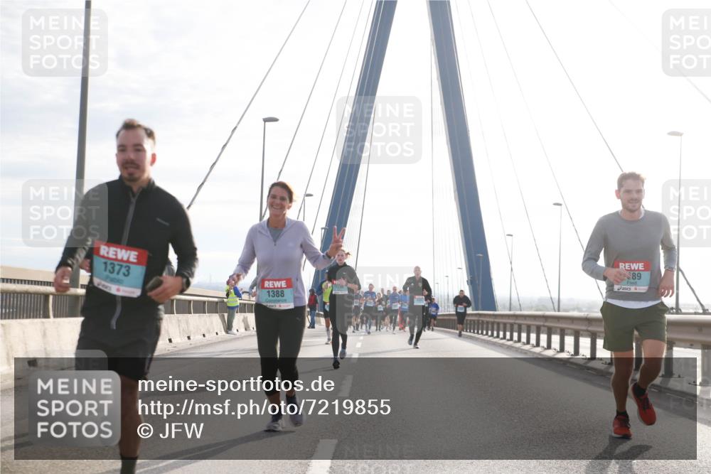 03.10.2024 - Köhlbrandbrückenlauf Jannik Wohlers http://msf.ph/oto/7219855 03.10.2024 09:23:43 Position 1 1373, 1388, 89 meine-sportfotos.de