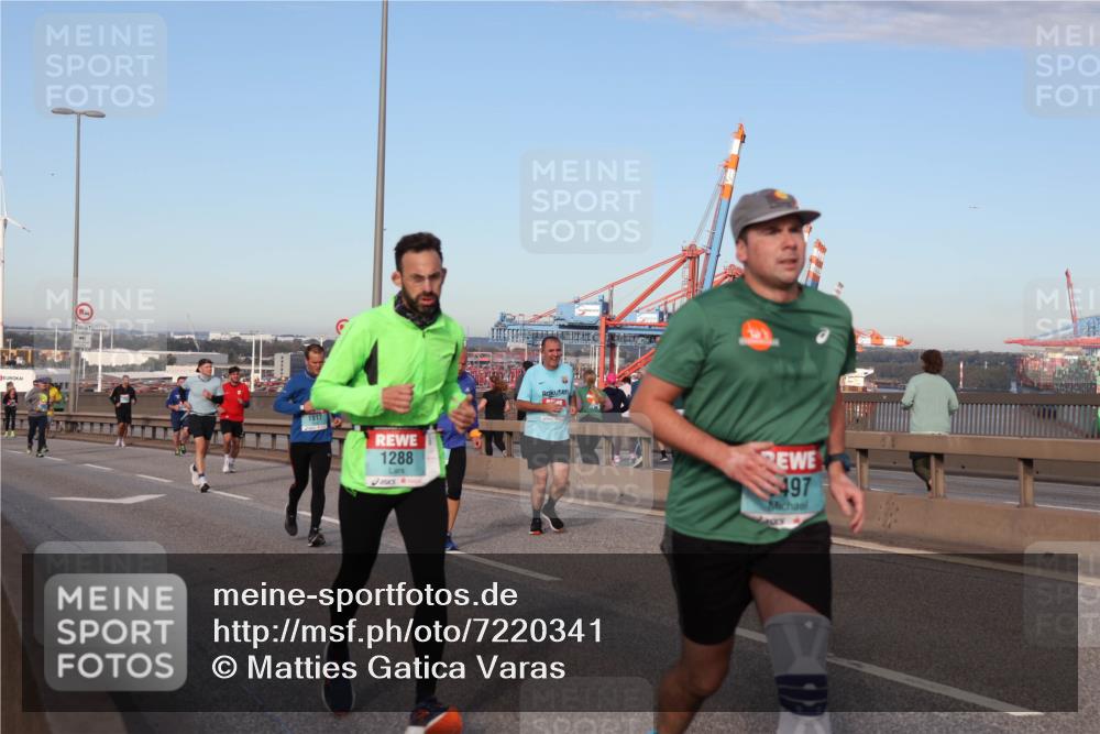 03.10.2024 - Köhlbrandbrückenlauf Matties Gatica Varas http://msf.ph/oto/7220341 03.10.2024 09:42:12 Position 2 1917, 1288, 497 meine-sportfotos.de