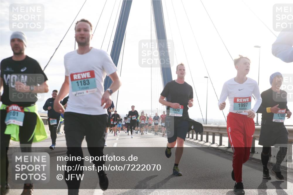 03.10.2024 - Köhlbrandbrückenlauf Jannik Wohlers http://msf.ph/oto/7222070 03.10.2024 09:23:56 Position 1 1183, 101, 1519, 1930, 1997, 1700 meine-sportfotos.de