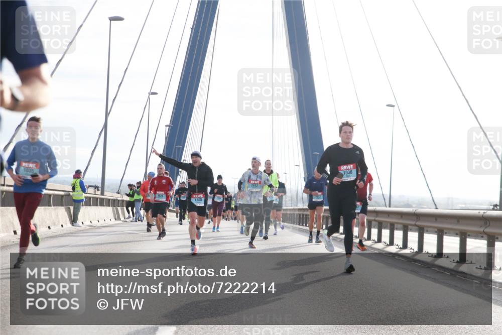 03.10.2024 - Köhlbrandbrückenlauf Jannik Wohlers http://msf.ph/oto/7222214 03.10.2024 09:24:00 Position 1 1035, 1523, 1728, 2612, 1036 meine-sportfotos.de