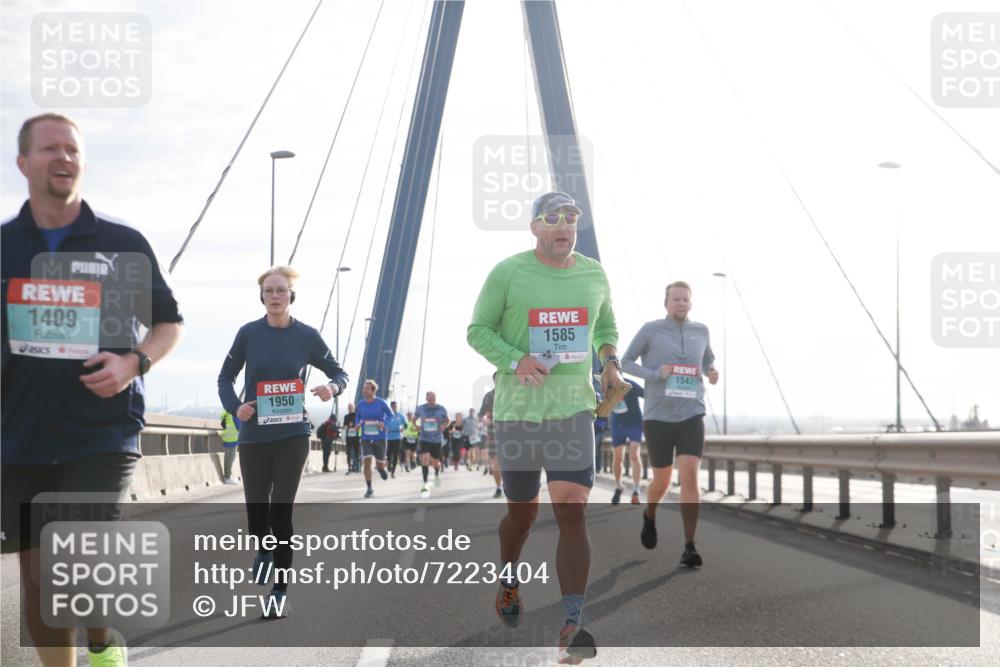 03.10.2024 - Köhlbrandbrückenlauf Jannik Wohlers http://msf.ph/oto/7223404 03.10.2024 09:24:14 Position 1 1409, 1950, 1585, 1547 meine-sportfotos.de